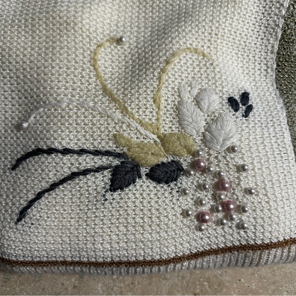 💕VINTAGE Answers by riddler inc. Sweater|| size MEDIUM - Picture 5 of 7